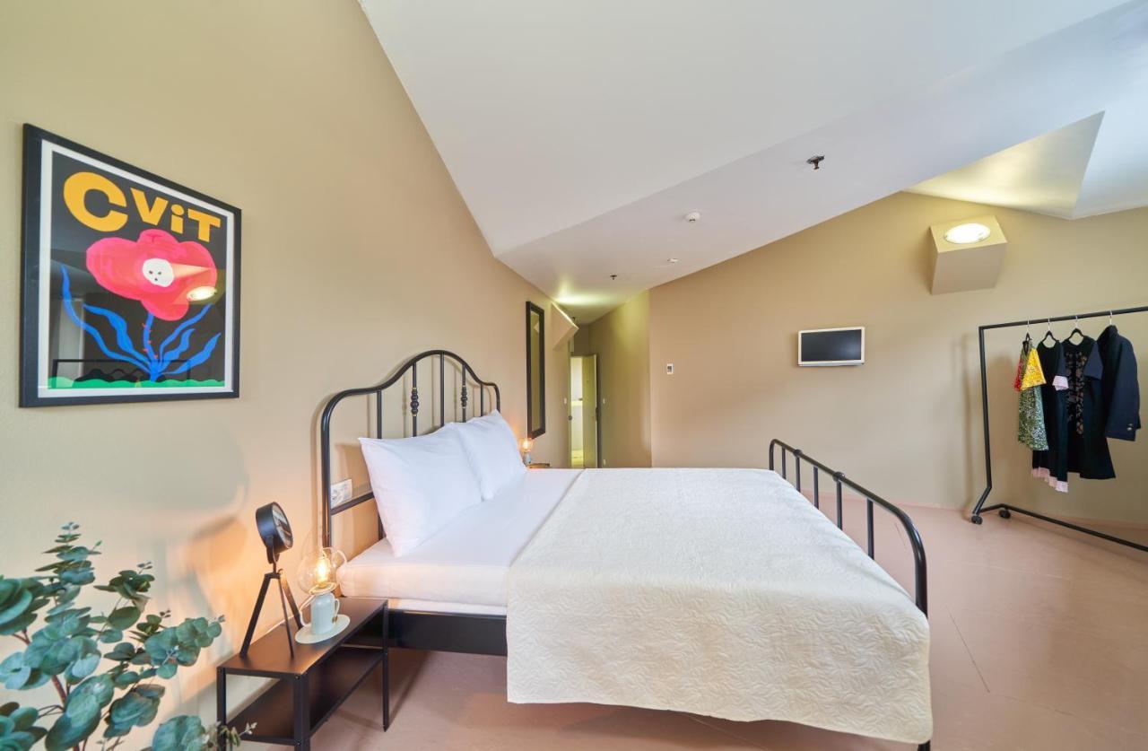 Design Hostel One Сплит Экстерьер фото