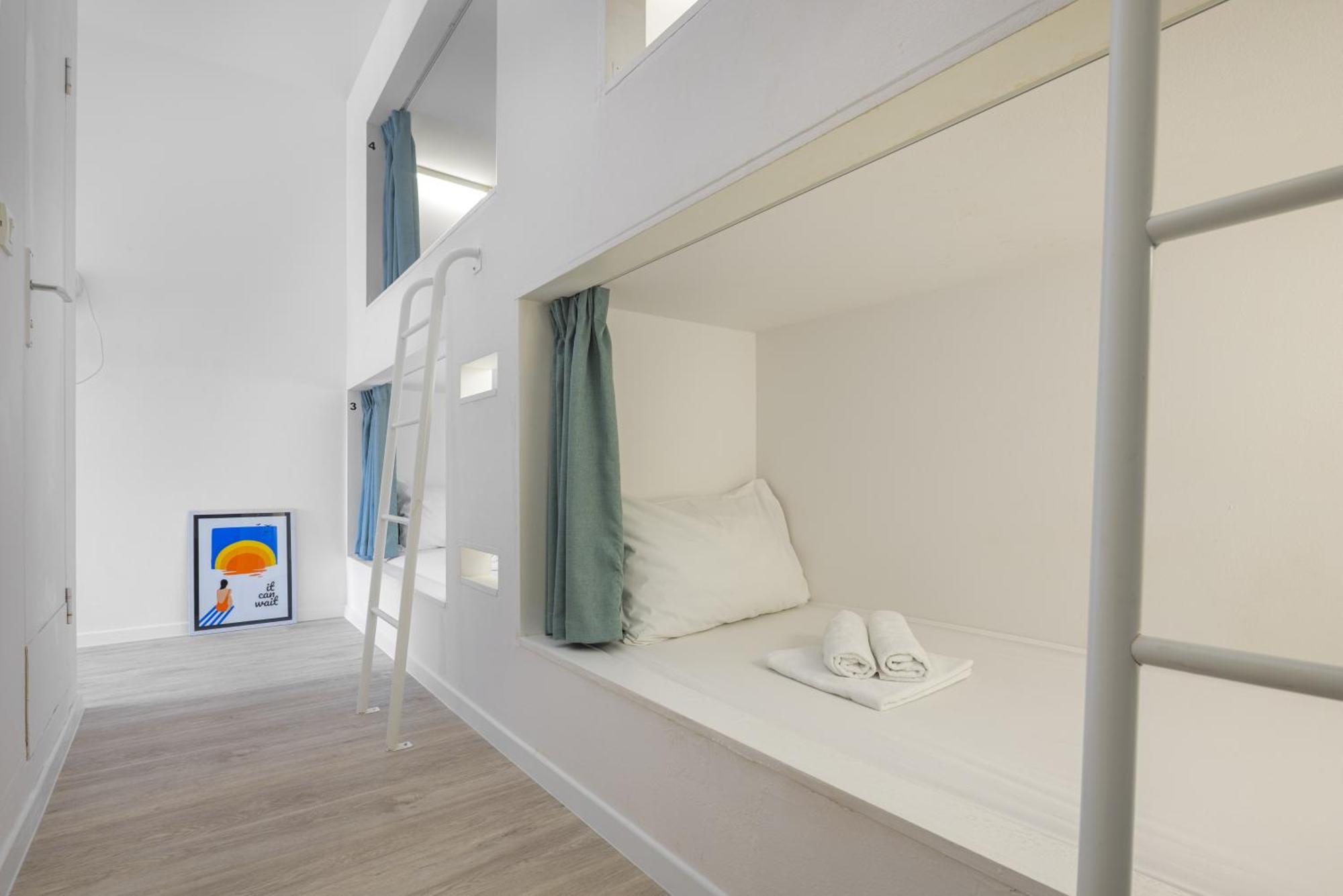 Design Hostel One Сплит Экстерьер фото